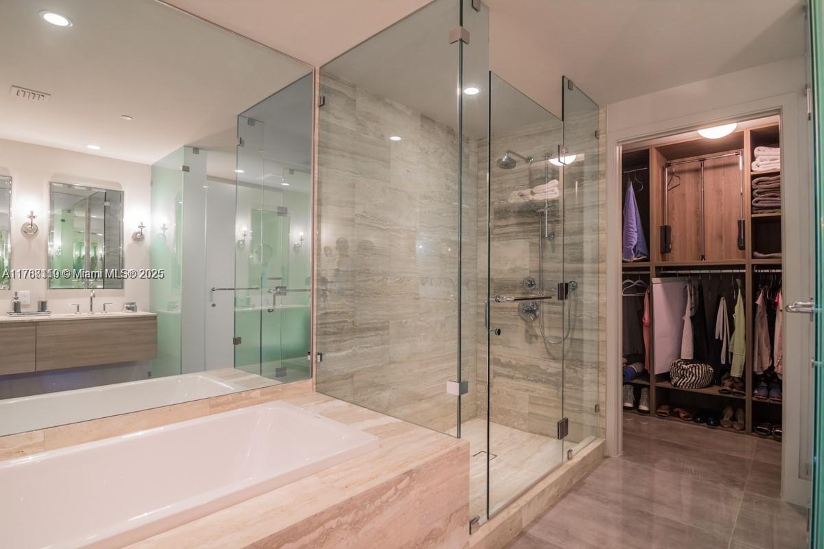 2900 NE 7th Ave #3007, Miami FL 33137
