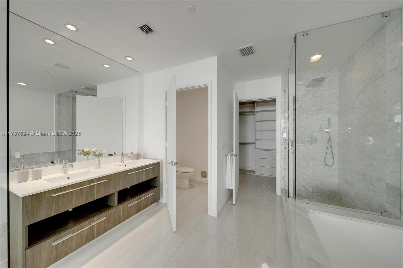 480 NE 31st St #605, Miami FL 33137