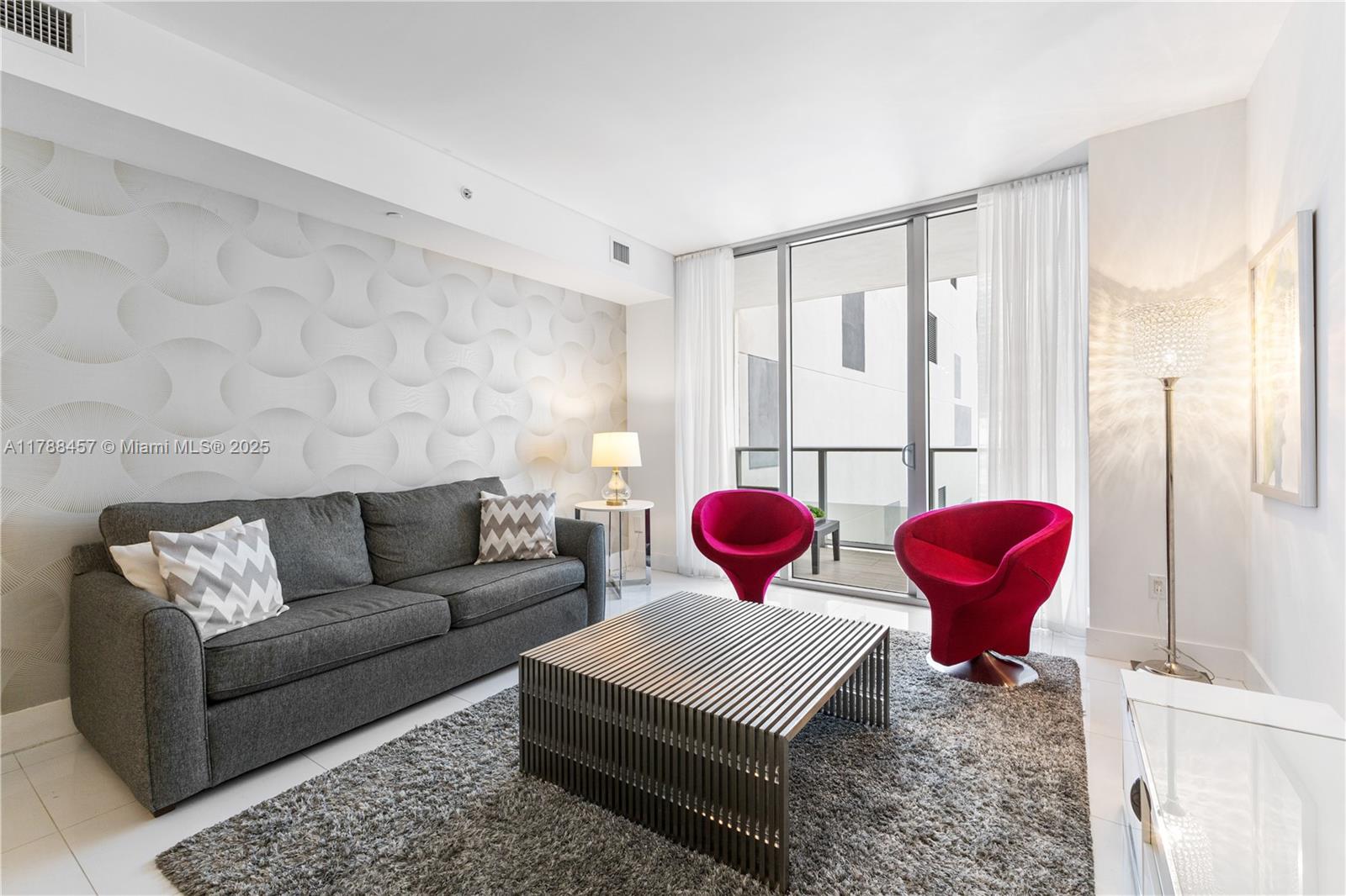 1300 Brickell Bay Dr #1010, Miami FL 33131