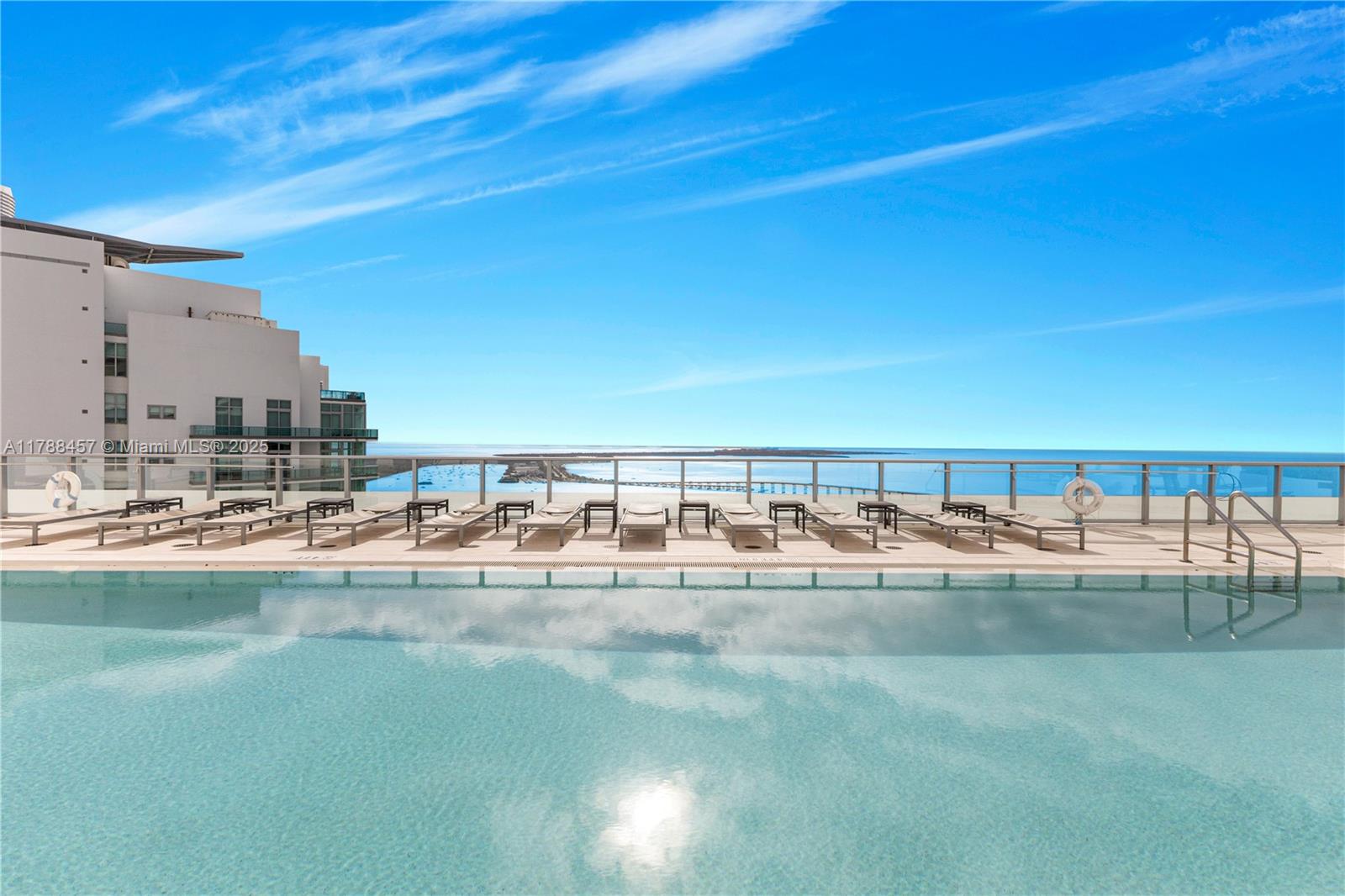 1300 Brickell Bay Dr #1010, Miami FL 33131