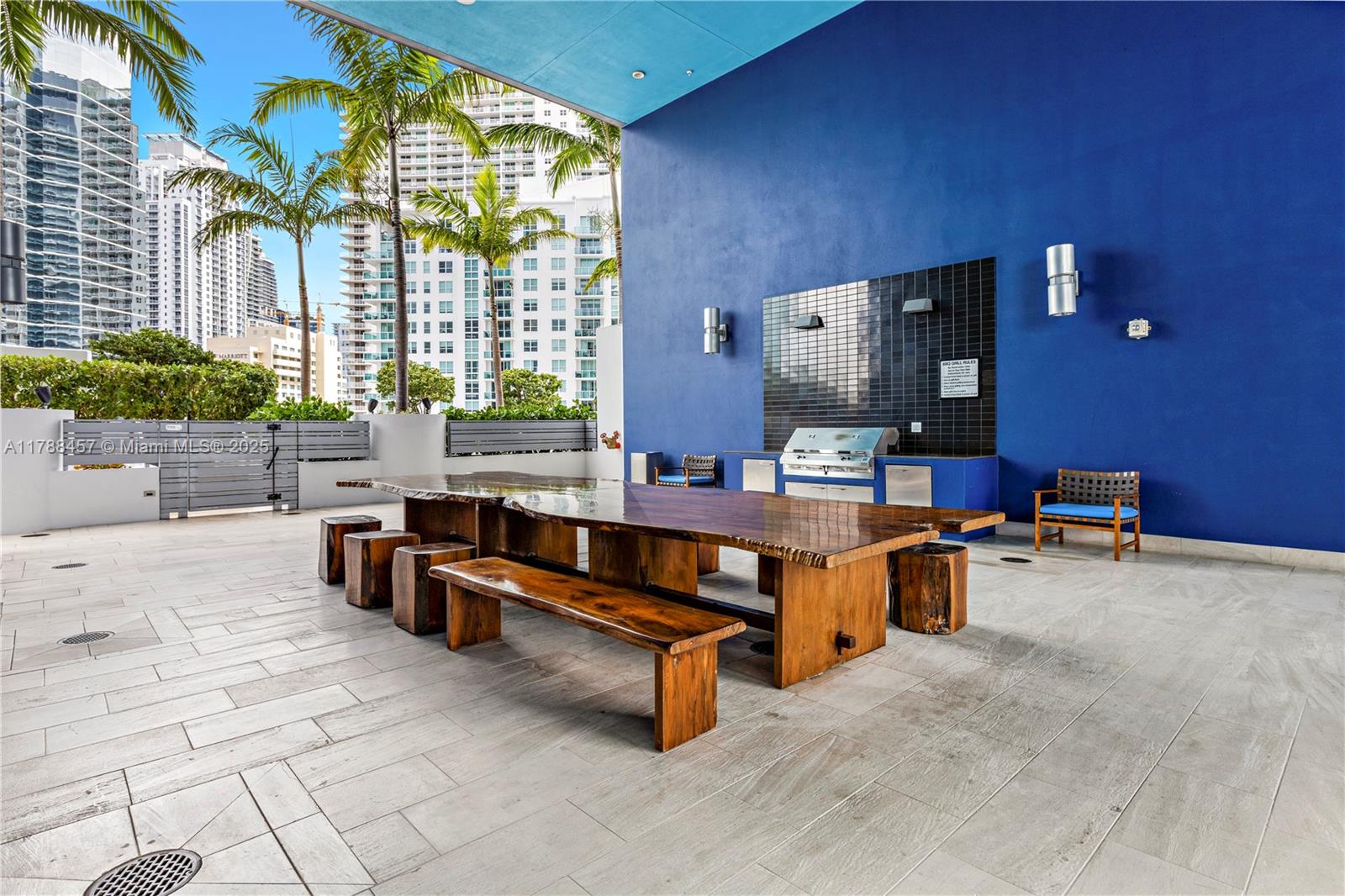 1300 Brickell Bay Dr #1010, Miami FL 33131