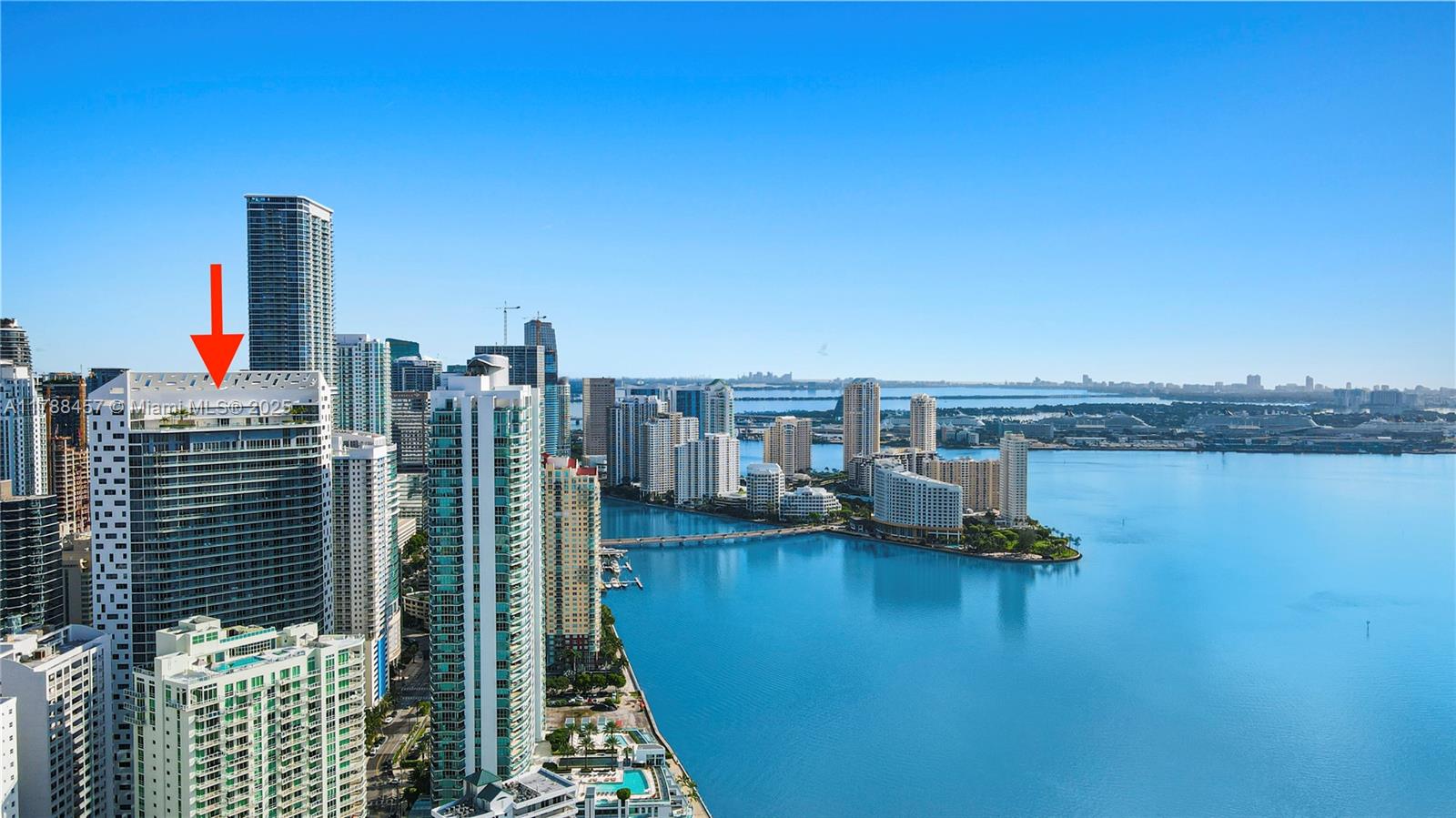 1300 Brickell Bay Dr #1010, Miami FL 33131