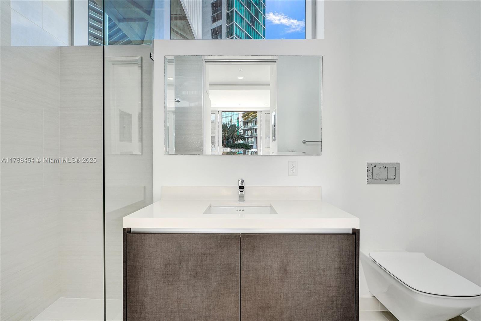 851 NE 1st Ave, Cabana #7, Miami FL 33132