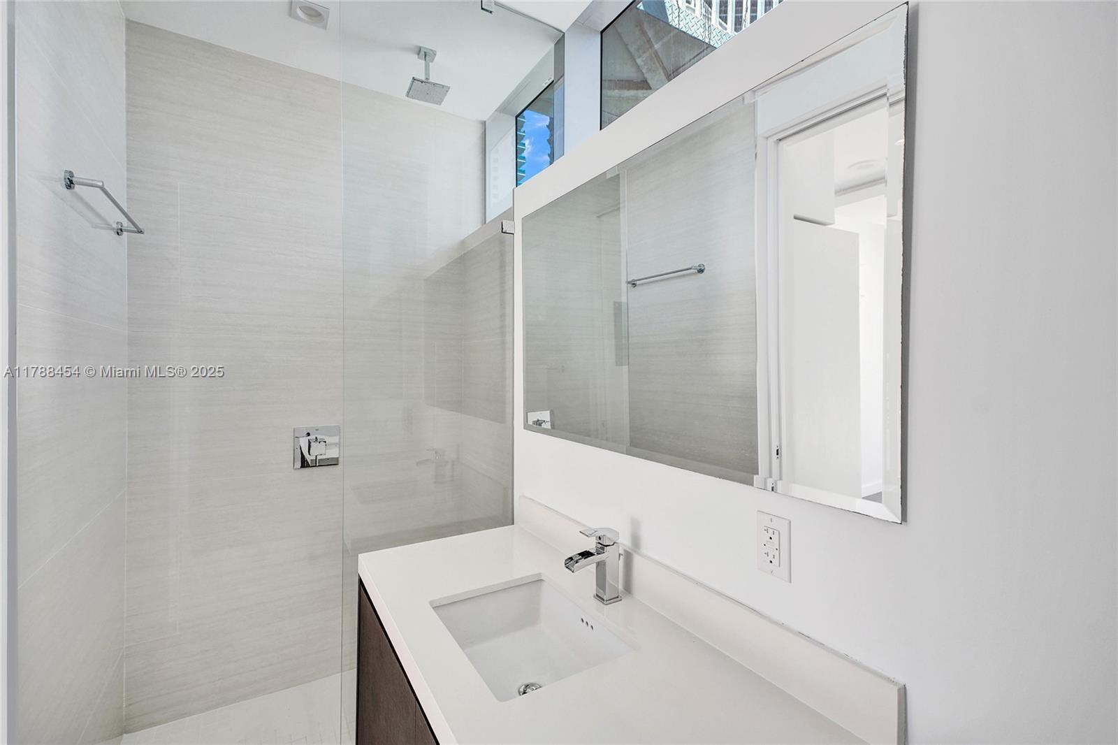 851 NE 1st Ave, Cabana #7, Miami FL 33132