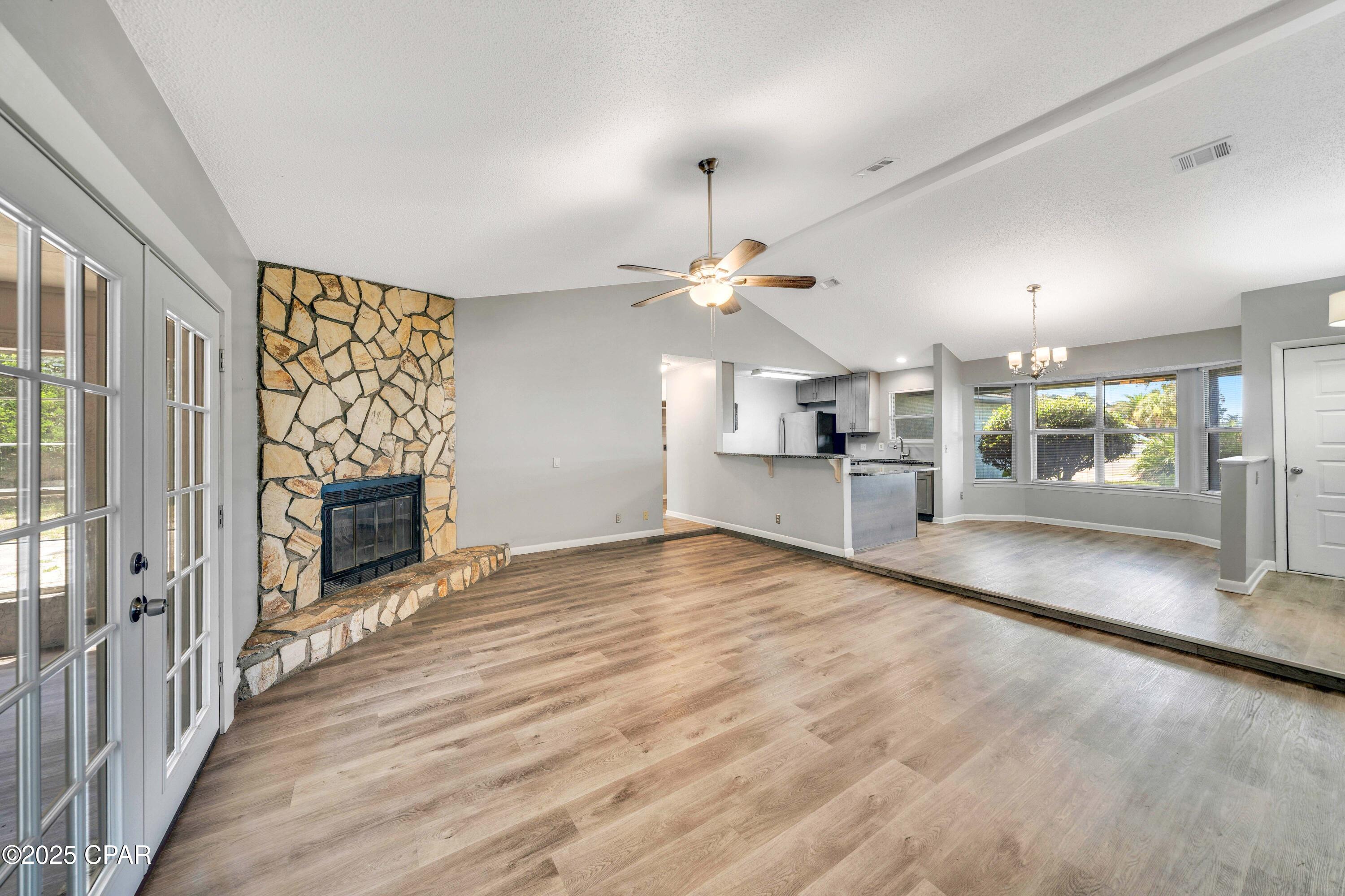 Image 10 For 120 Oak Ridge Place