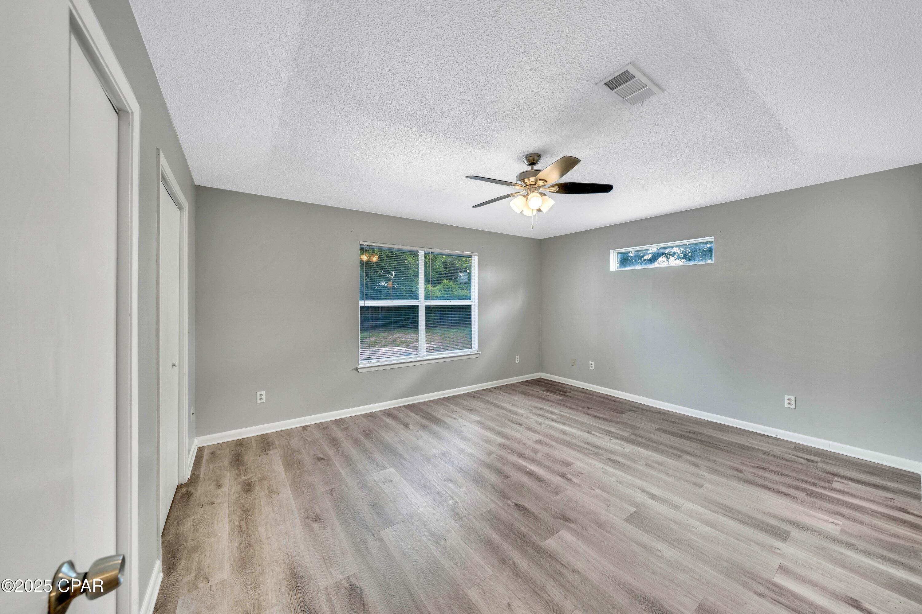 Image 11 For 120 Oak Ridge Place