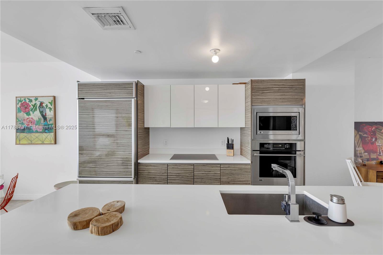 460 NE 28th St #3703, Miami FL 33137