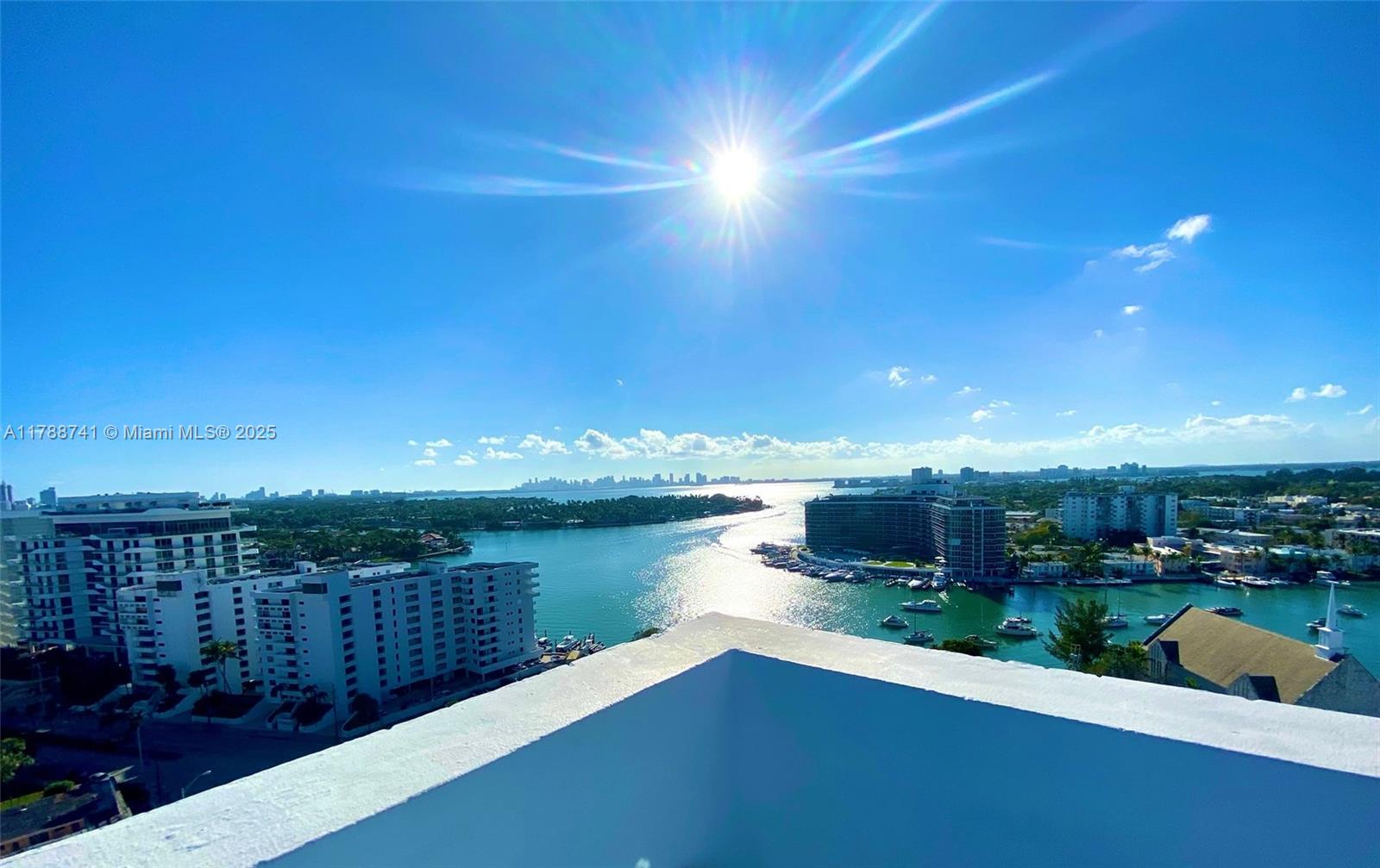 401 Blu Of North Beach Co