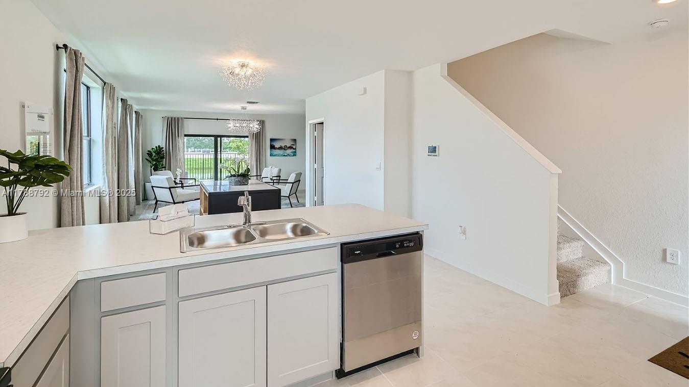 1424 NE 3rd Avenue, Florida City, Florida image 15