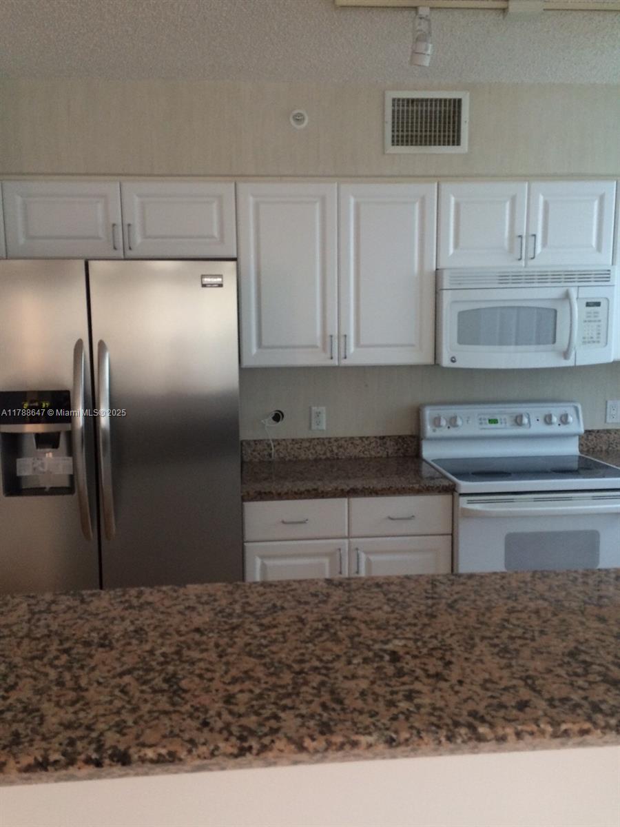 1155 Brickell Bay Dr #301, Miami FL 33131