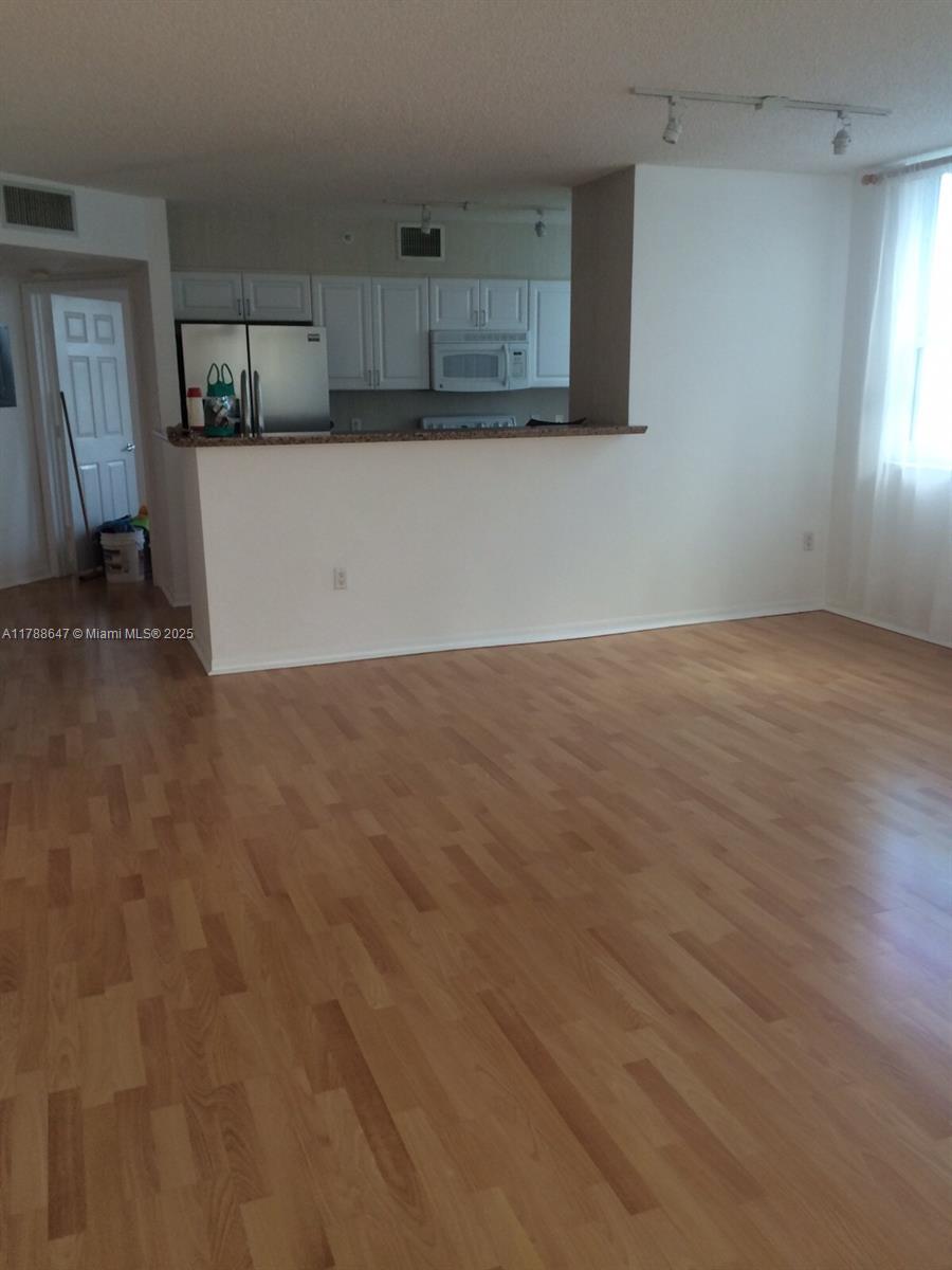 1155 Brickell Bay Dr #301, Miami FL 33131