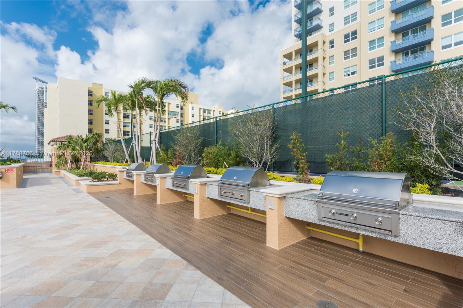 90 Alton Rd #2005, Miami Beach FL 33139