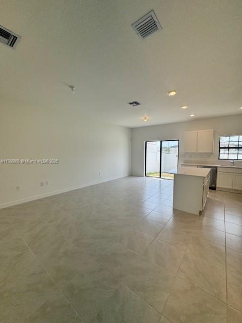 657 NW 6th Ter, Florida City, Florida image 3