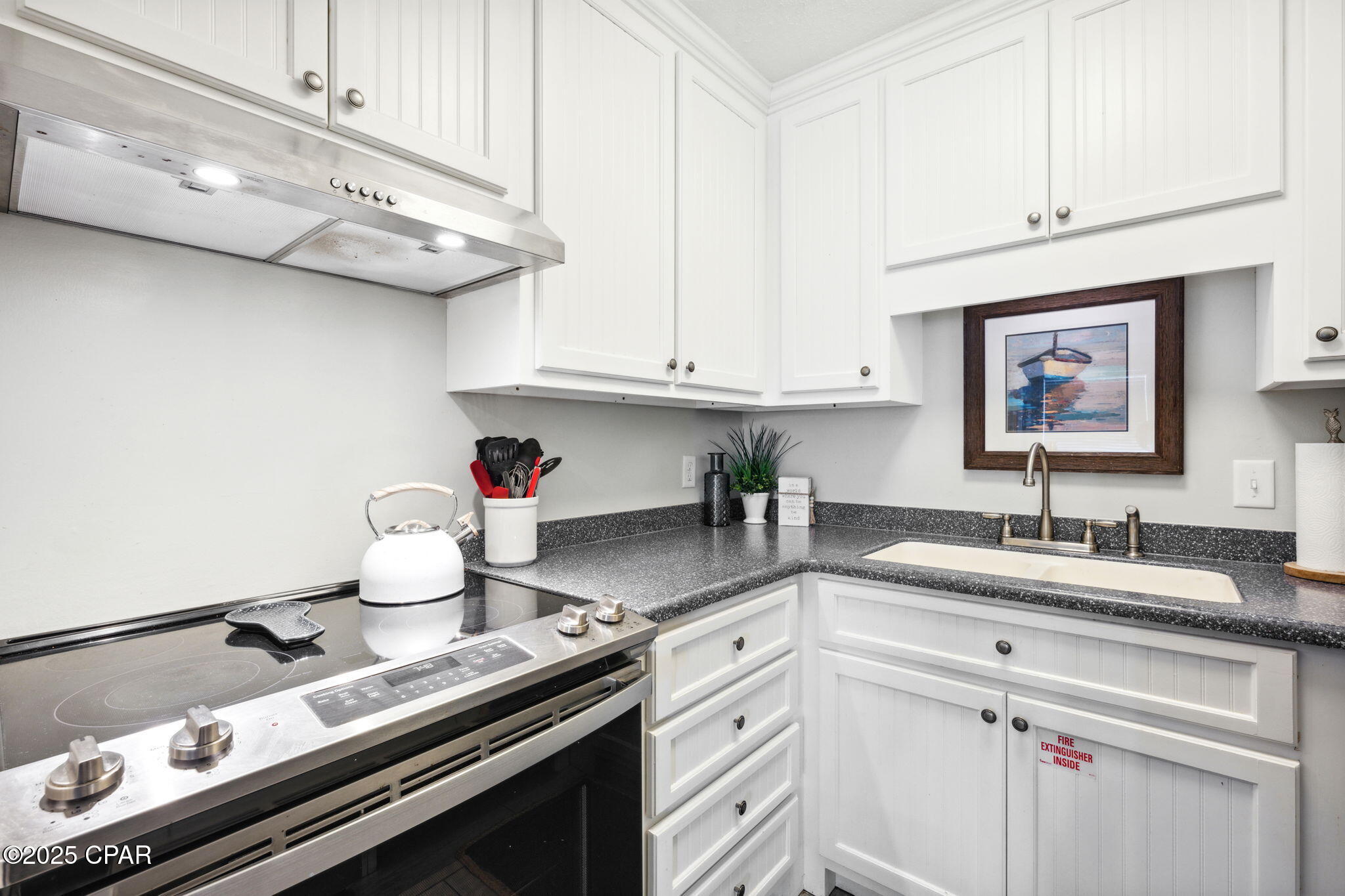 Image 15 For 301 Lullwater Drive 281