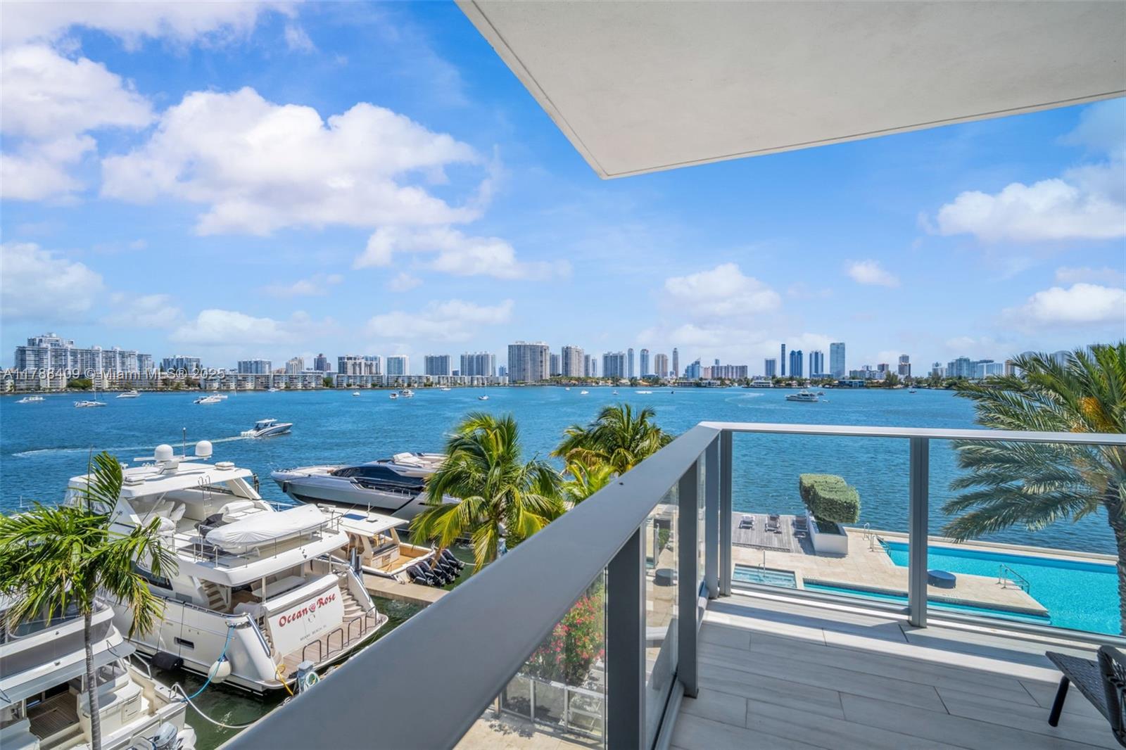 Apartamento en Venta en North Miami Beach, FL