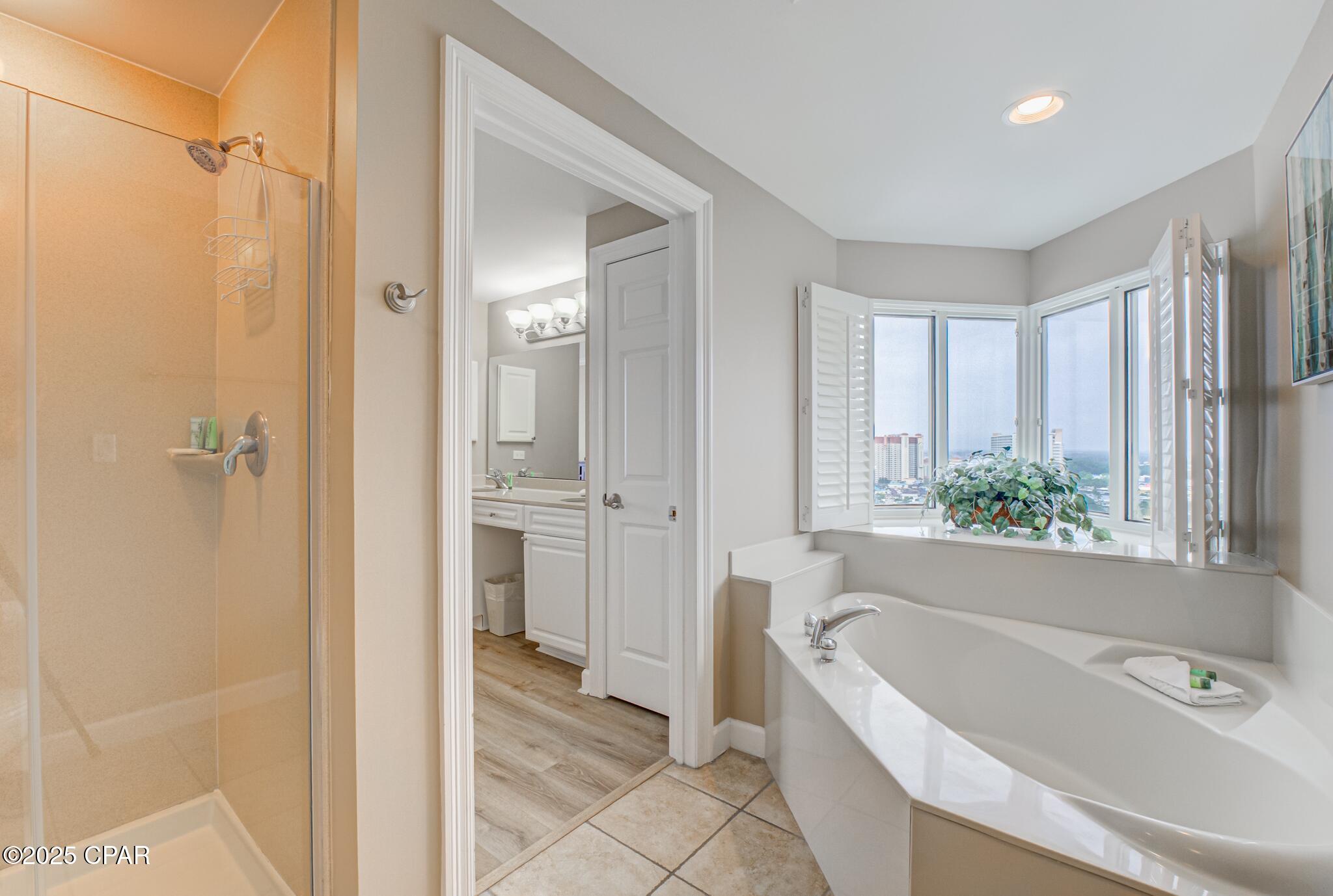 Image 20 For 9450 Thomas Drive 1911