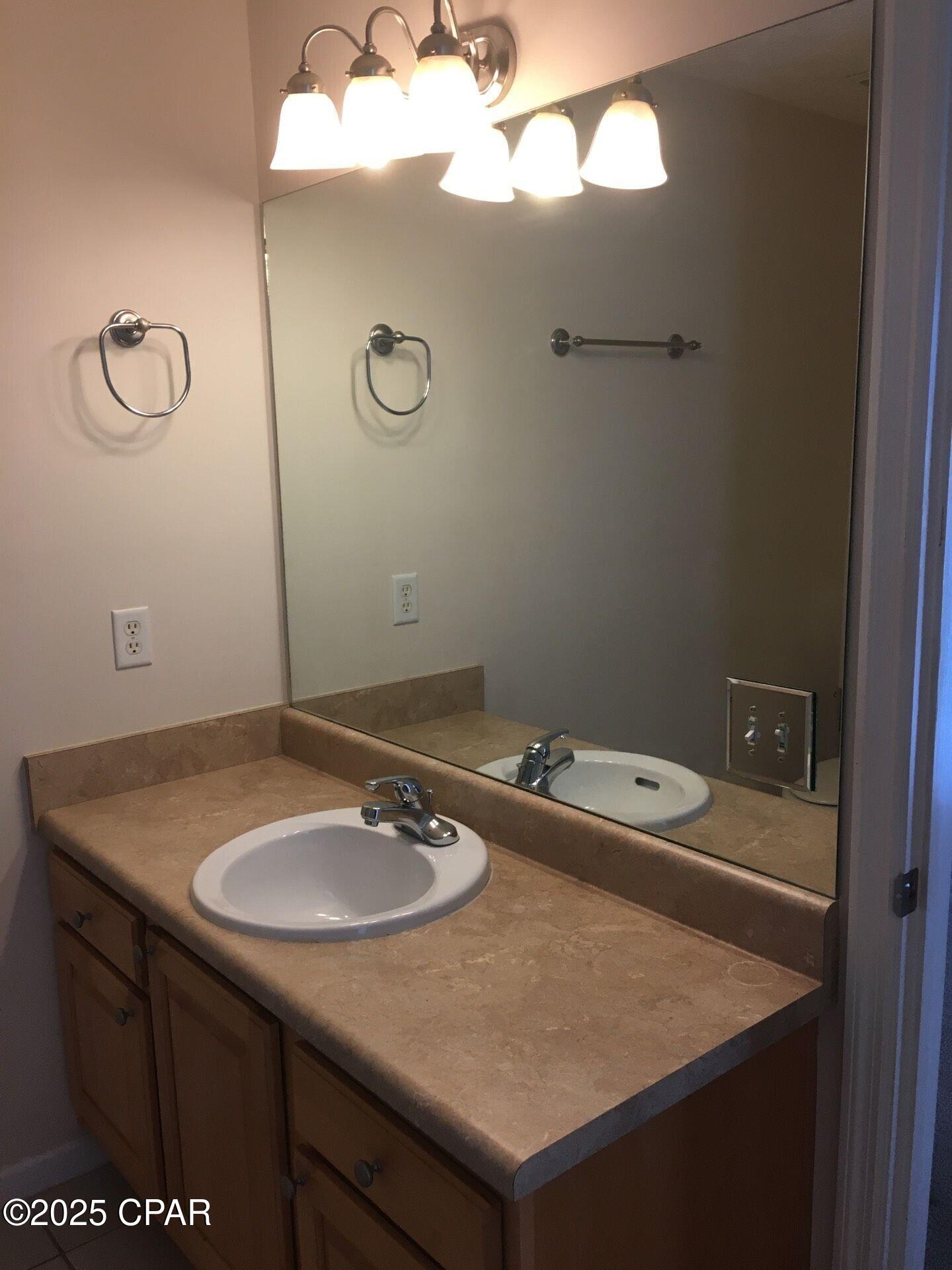 Image 9 For 2615 Oakmont Drive
