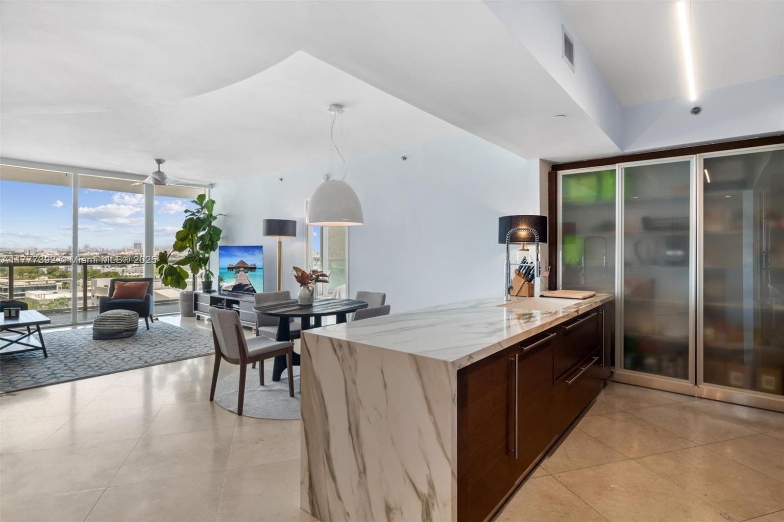 450 Alton Rd #1404, Miami Beach FL 33139
