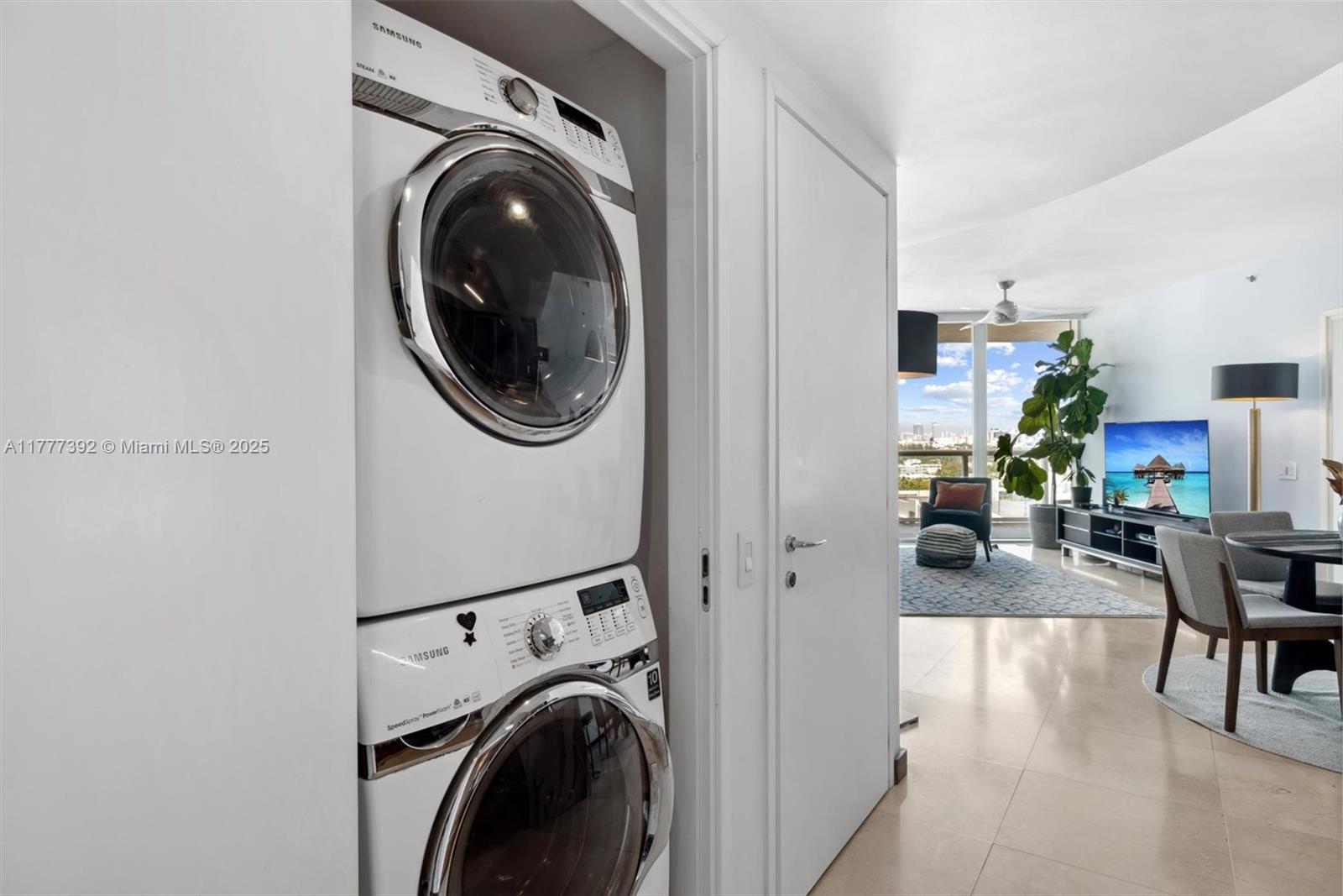 450 Alton Rd #1404, Miami Beach FL 33139