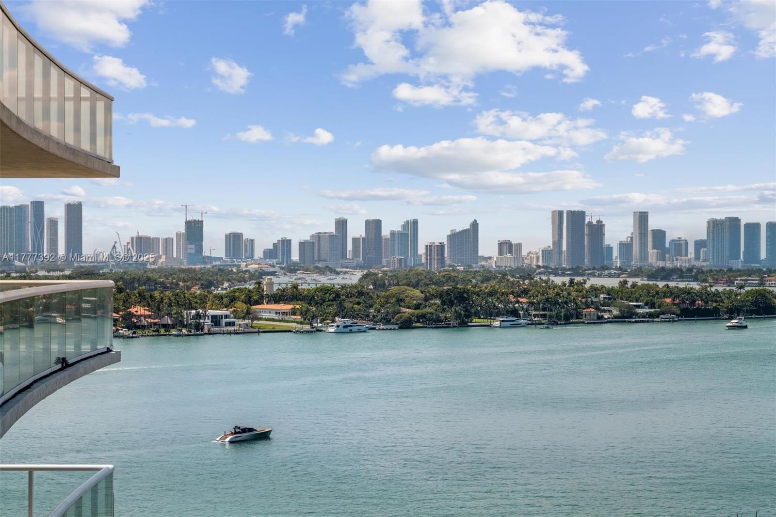 450 Alton Rd #1404, Miami Beach FL 33139