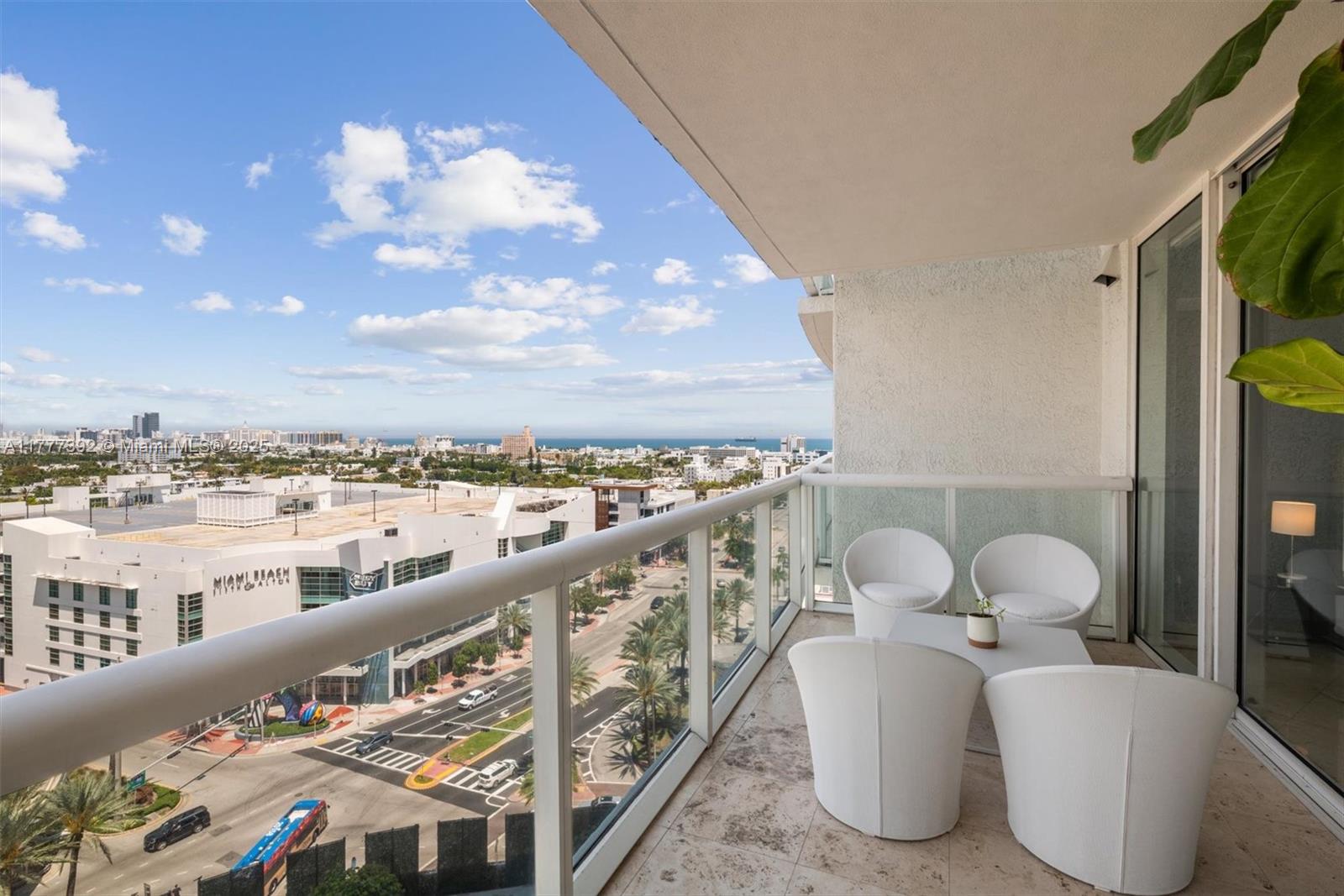 450 Alton Rd #1404, Miami Beach FL 33139