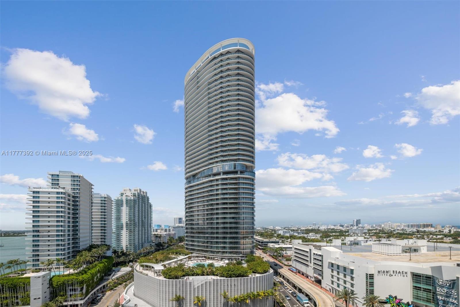 450 Alton Rd #1404, Miami Beach FL 33139