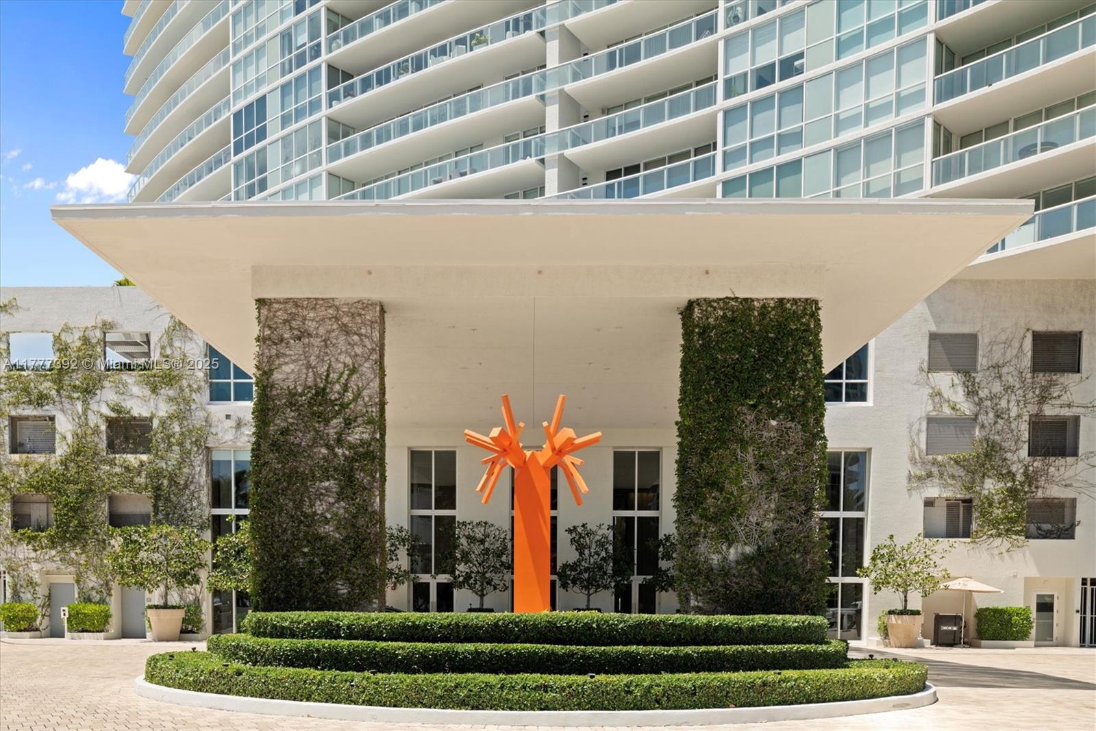 450 Alton Rd #1404, Miami Beach FL 33139
