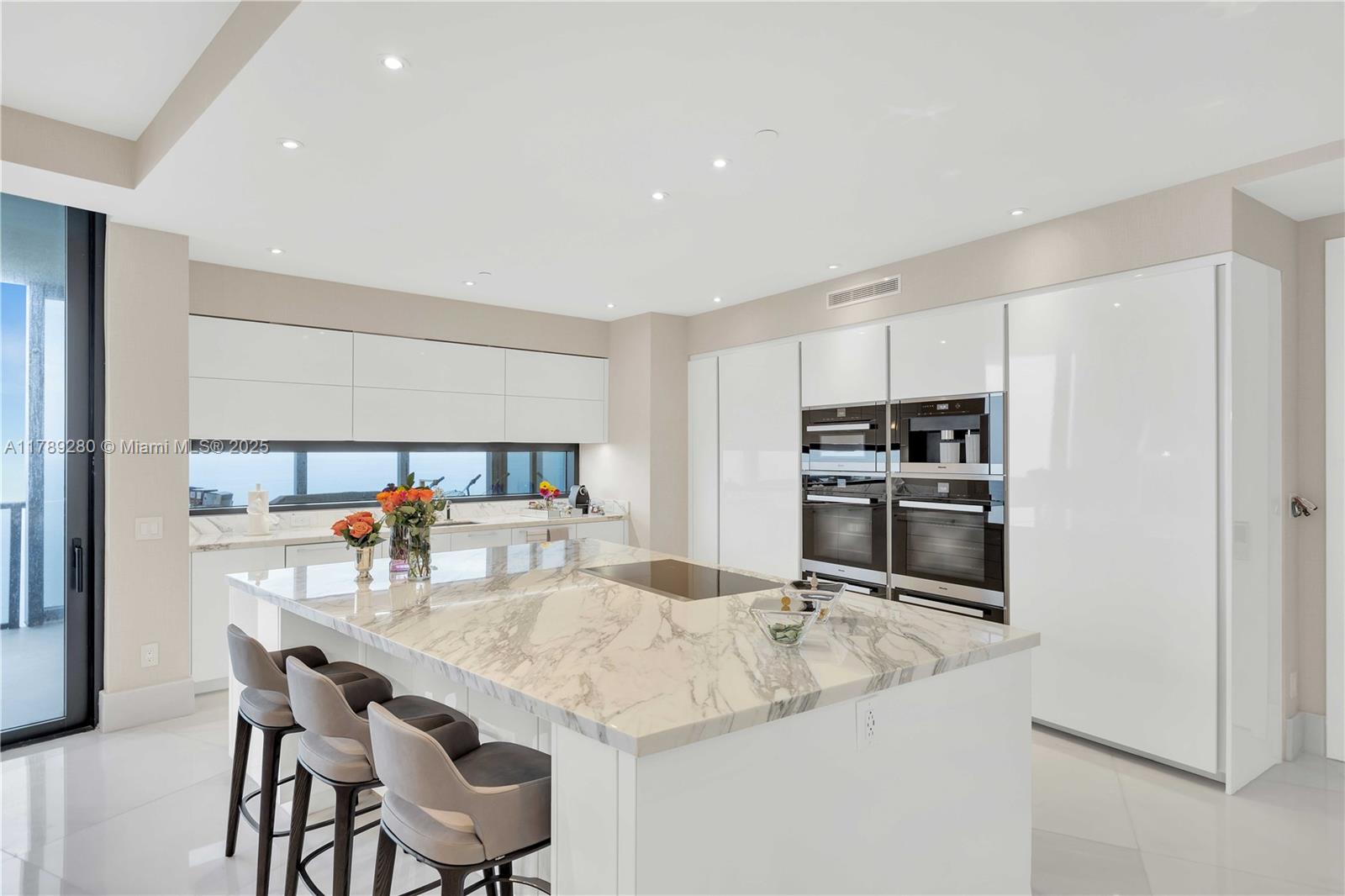 18555 Collins Ave #4601, Sunny Isles Beach FL 33160