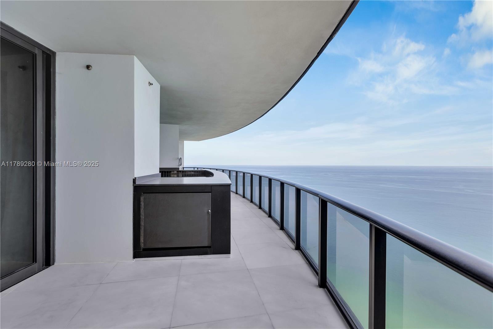 18555 Collins Ave #4601, Sunny Isles Beach FL 33160