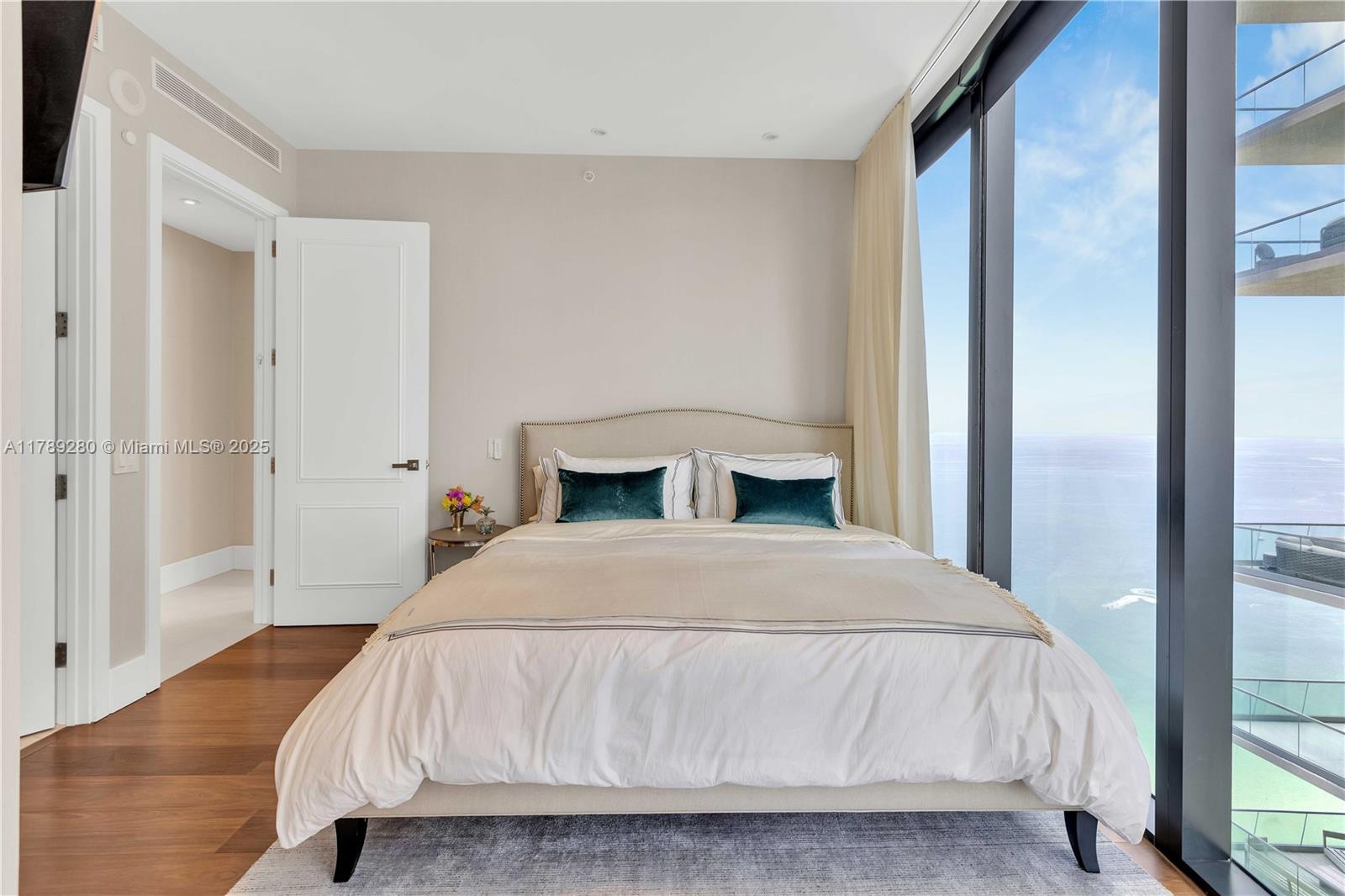 18555 Collins Ave #4601, Sunny Isles Beach FL 33160