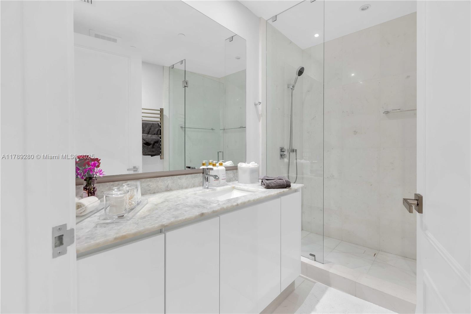 18555 Collins Ave #4601, Sunny Isles Beach FL 33160