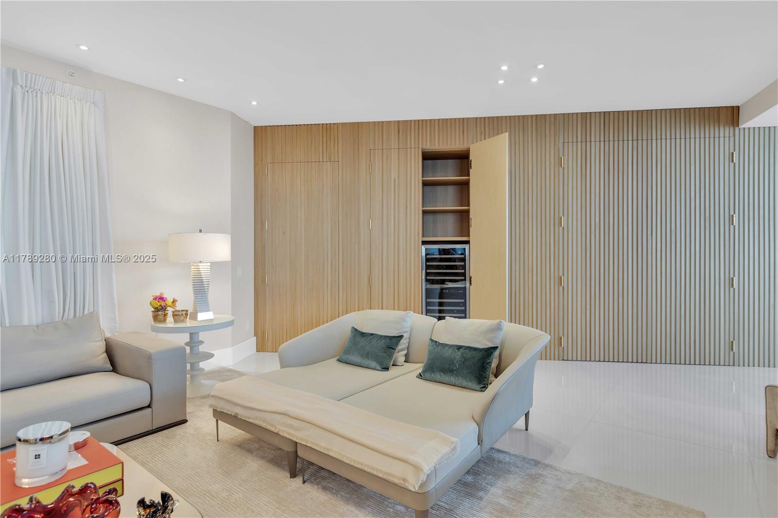 18555 Collins Ave #4601, Sunny Isles Beach FL 33160