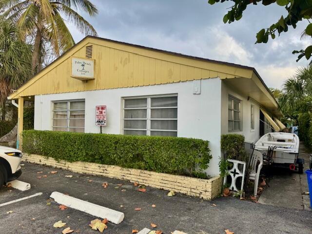 Homes for sale in Palm Beach Shores, FL | 110 Cascade Lane #1, Palm Beach Shores, FL 33404 | MLS# R11084056