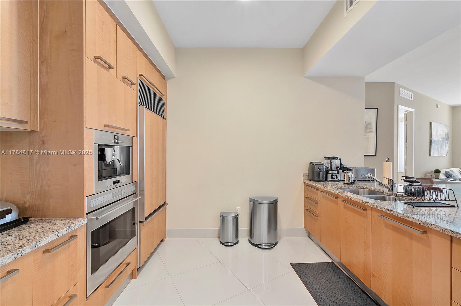 15811 Collins Ave #1707, Sunny Isles Beach FL 33160