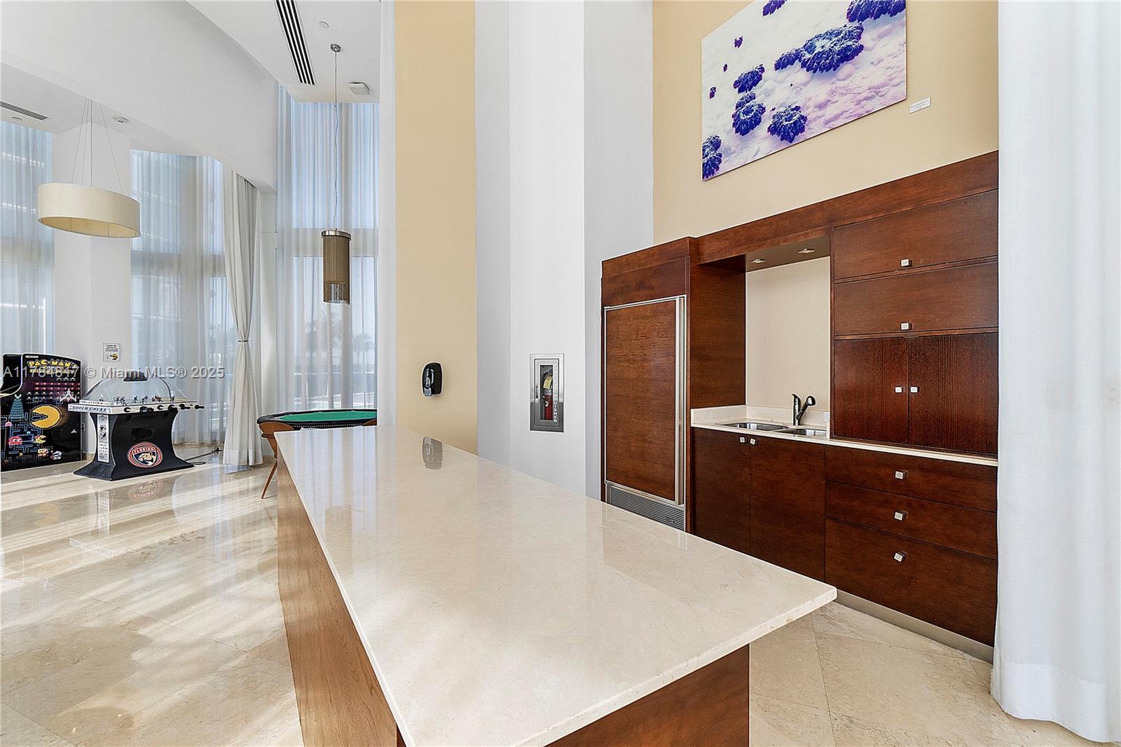 15811 Collins Ave #1707, Sunny Isles Beach FL 33160