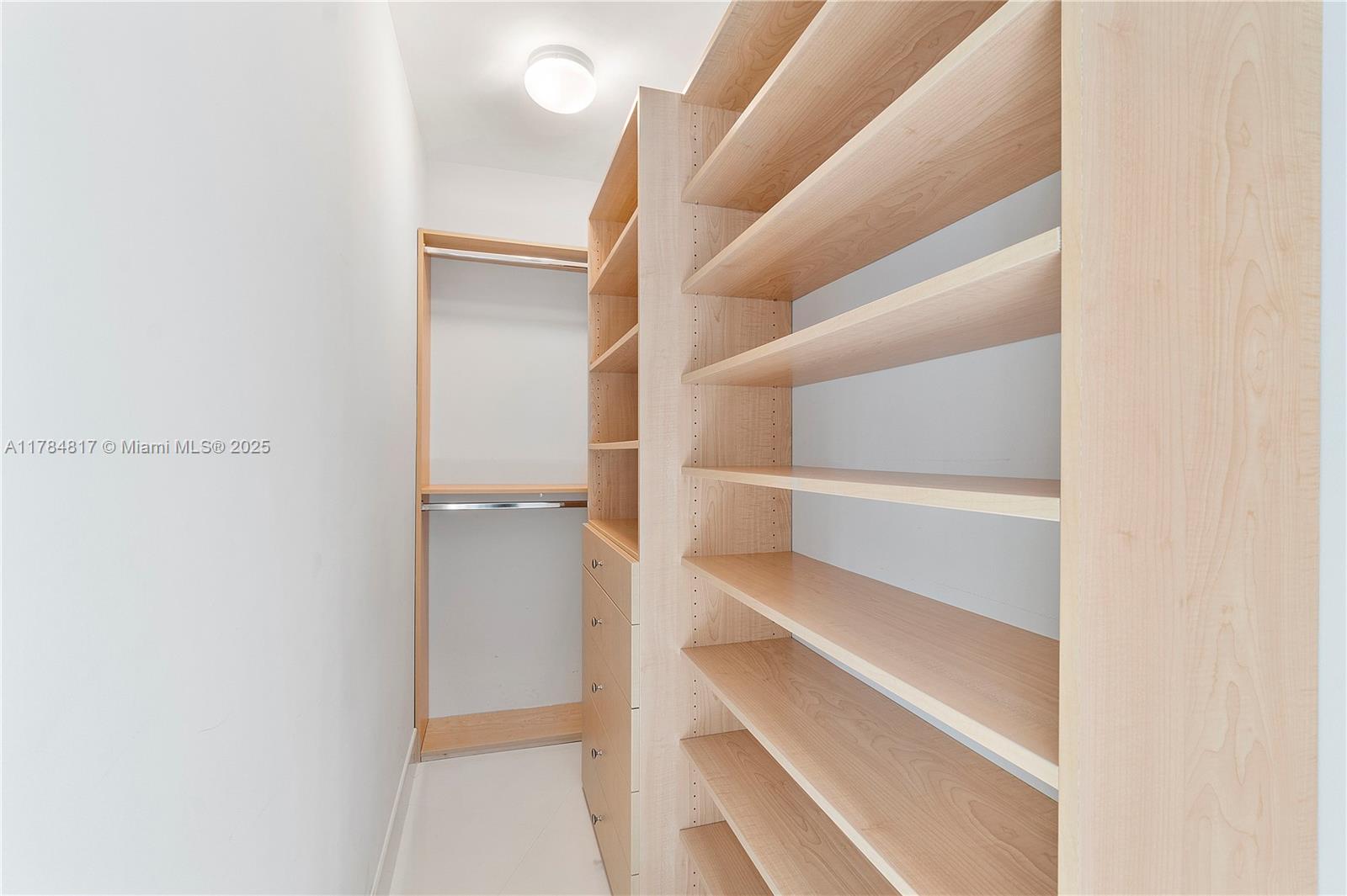 15811 Collins Ave #1707, Sunny Isles Beach FL 33160