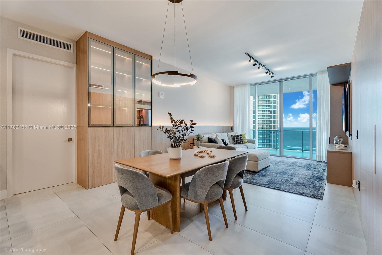 Apartamento en Venta en Sunny Isles Beach, FL