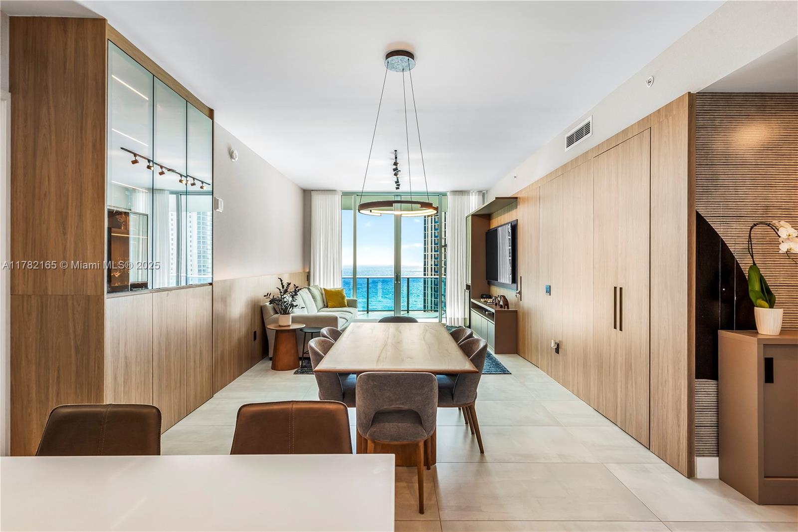 Apartamento en Venta en Sunny Isles Beach, FL