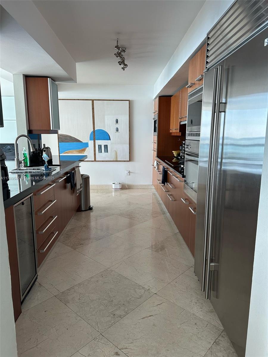 1331 Brickell Bay Dr #1911, Miami FL 33131