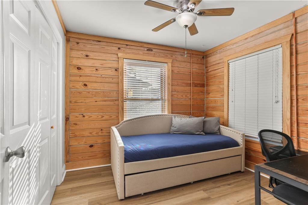 1520 N Derbigny Street