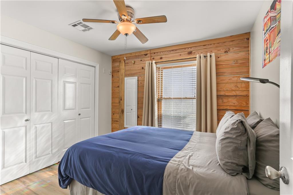 1520 N Derbigny Street