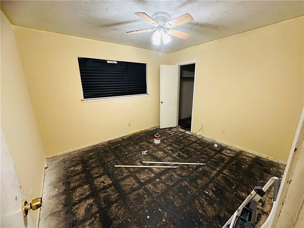 Photo 3 of Single Family Residence at 157 Dillard Dr, Westwego, LA 70094 | MLS# 2498340 |  | Sold on 2025-05-09