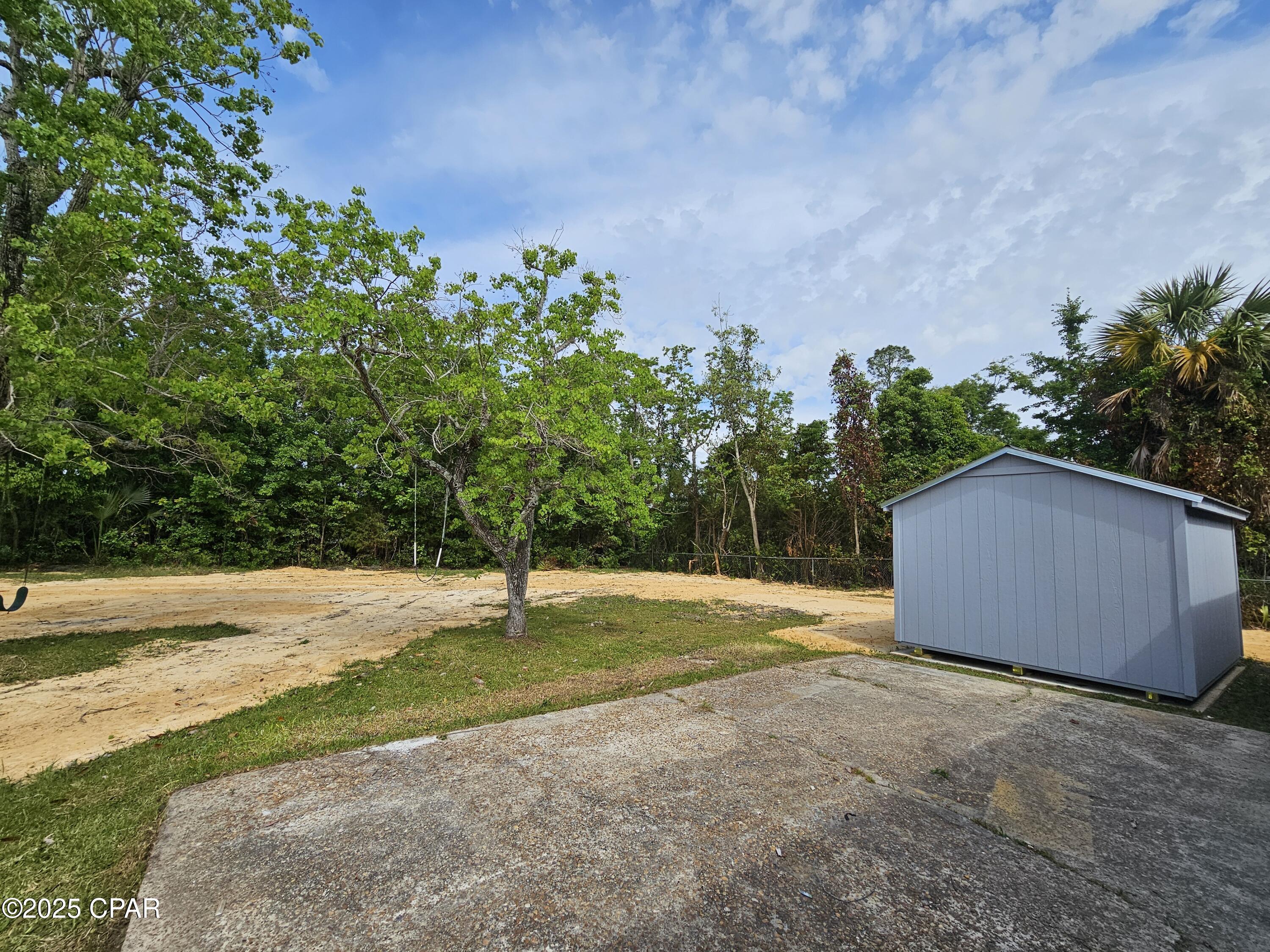 Image 14 For 906 Kentucky Avenue
