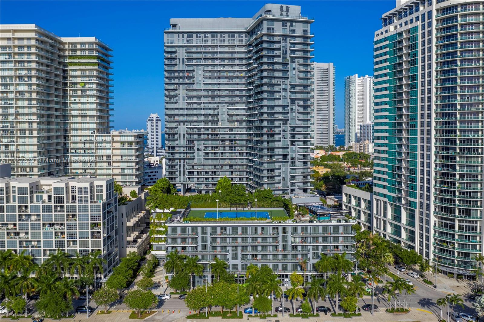 121 NE 34th St #1704, Miami FL 33137