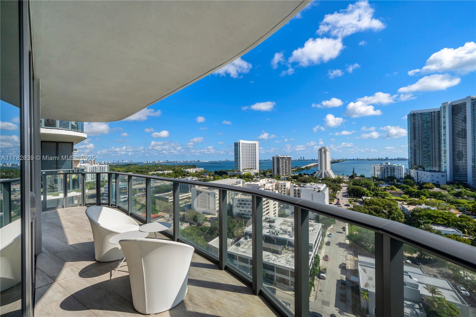 121 NE 34th St #1704, Miami FL 33137