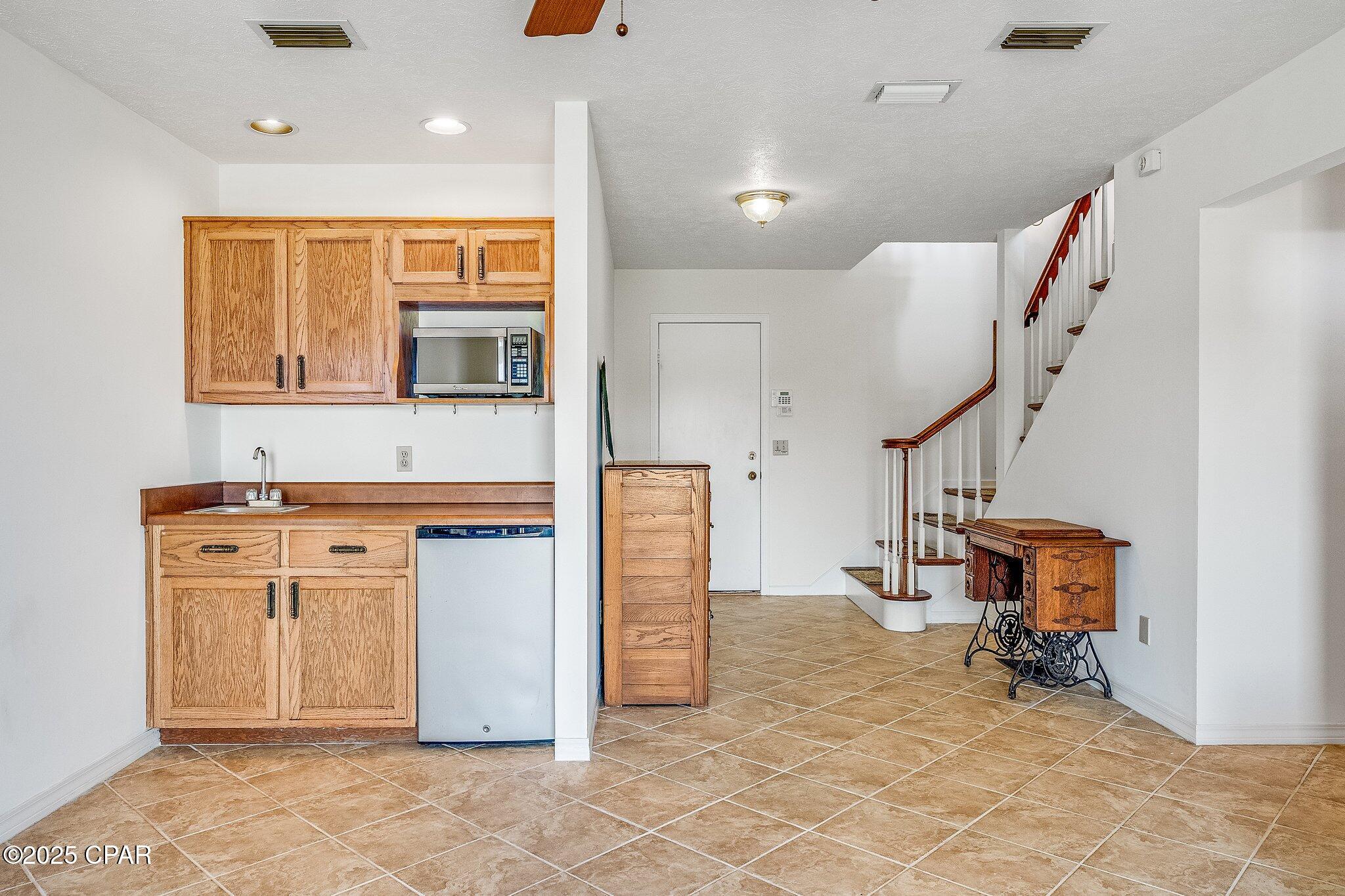 Image 31 For 7552 Coleridge Road
