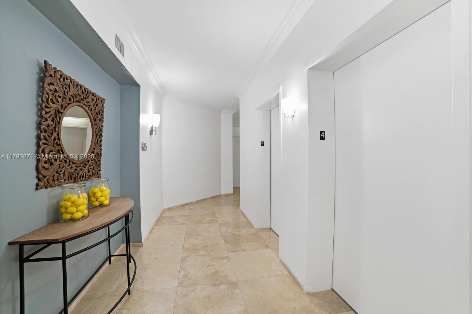 300 S Pointe Dr #405, Miami Beach FL 33139