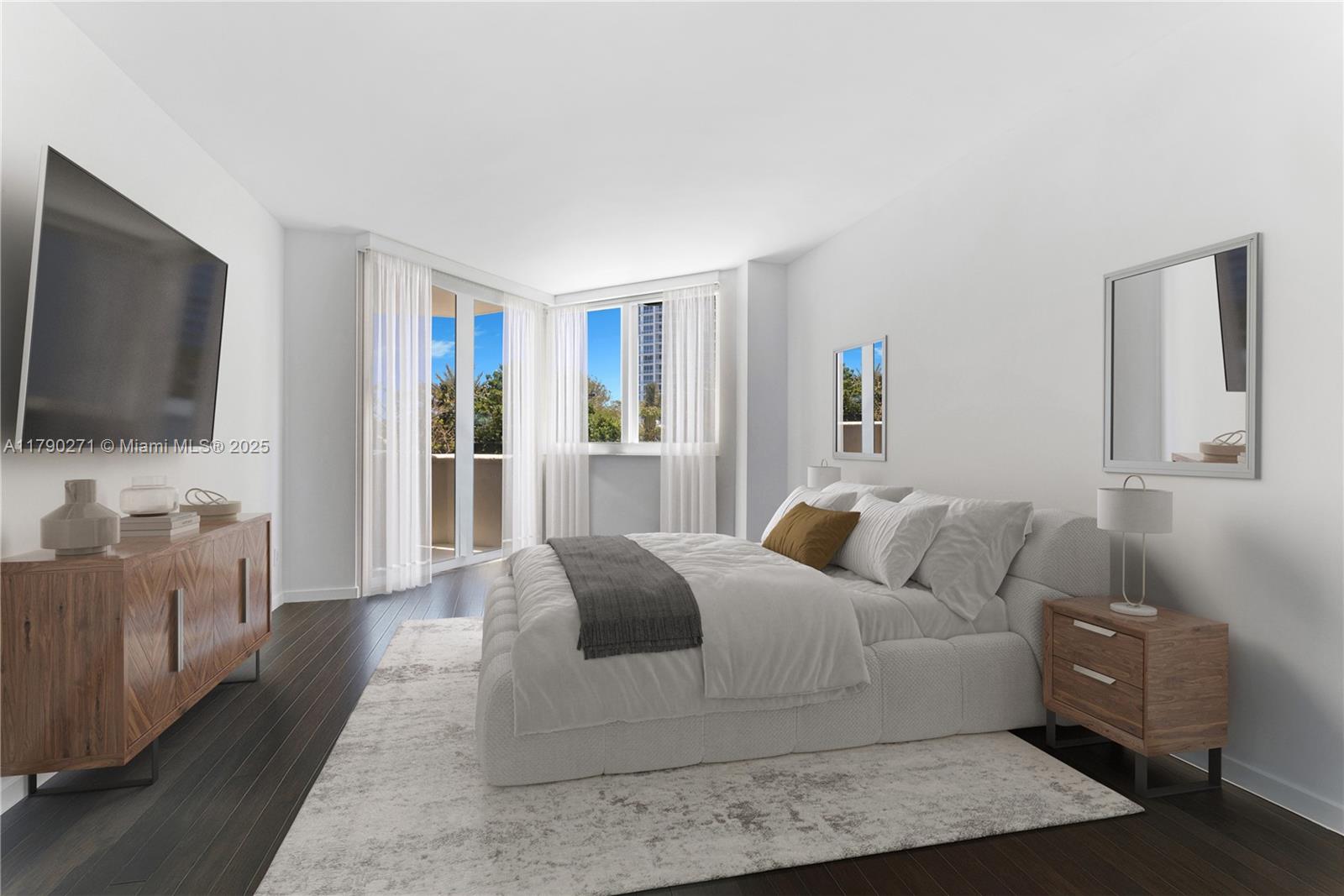 300 S Pointe Dr #405, Miami Beach FL 33139
