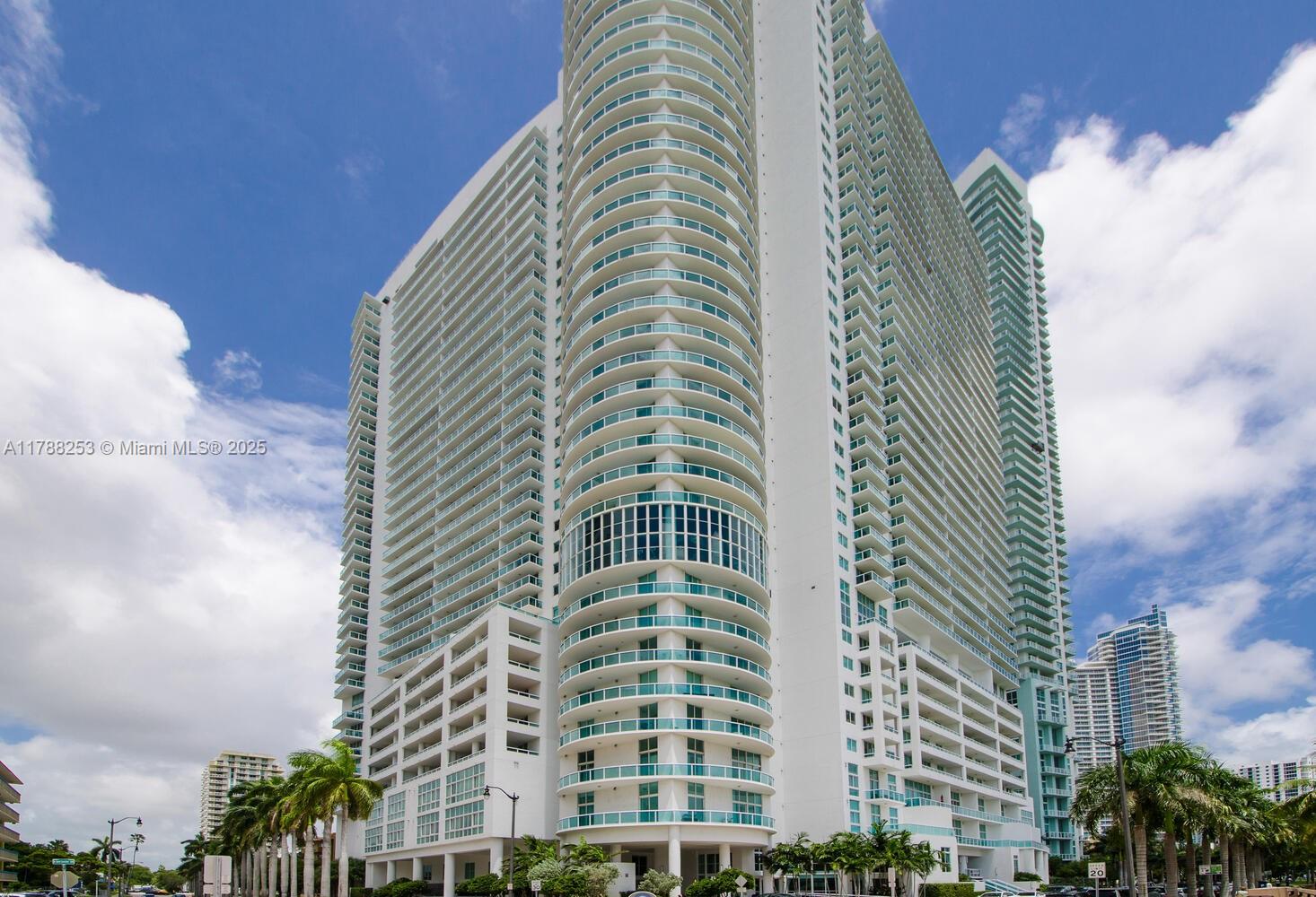 1800 N Bayshore Dr #2406, Miami FL 33132