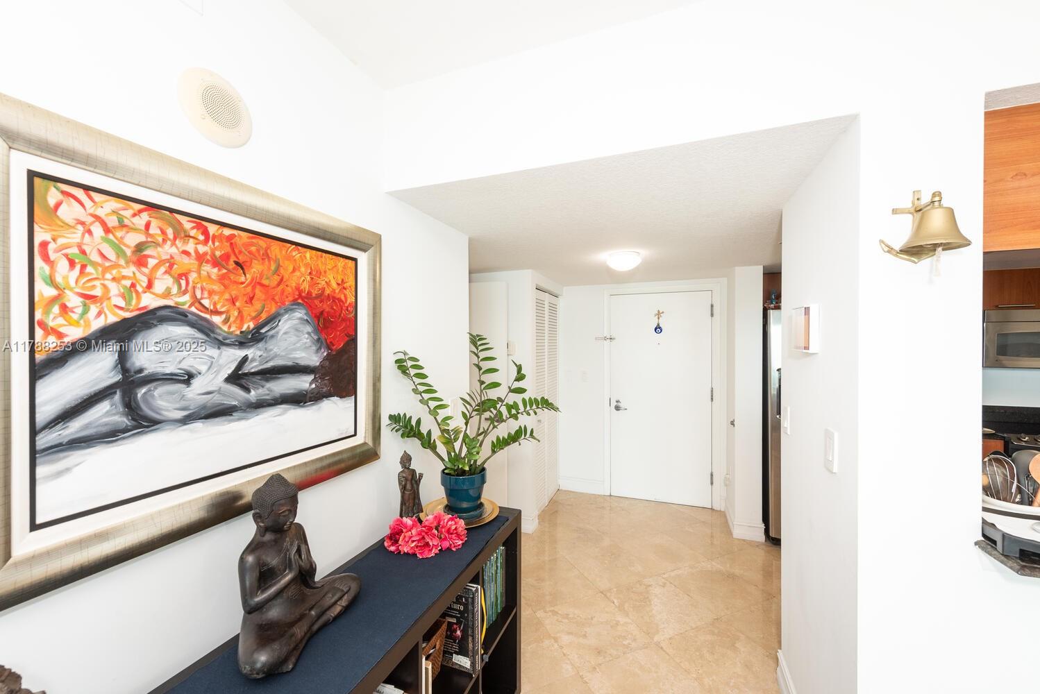 1800 N Bayshore Dr #2406, Miami FL 33132